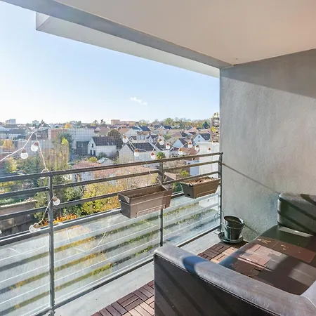 Comfy Flat For 8 Guests With On View Eiffel Tower Apartment