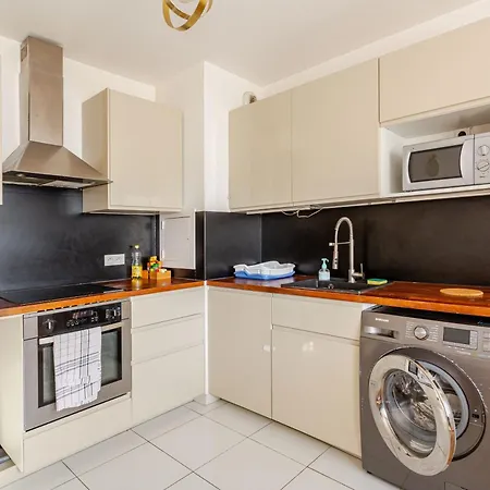 Apartment Comfy Flat For 8 Guests With On View Eiffel Tower *